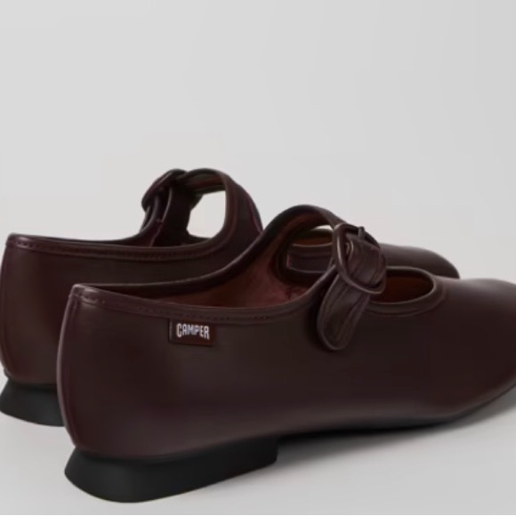 Camper Casi Myra Mary Jane’s - Picture 2 of 7